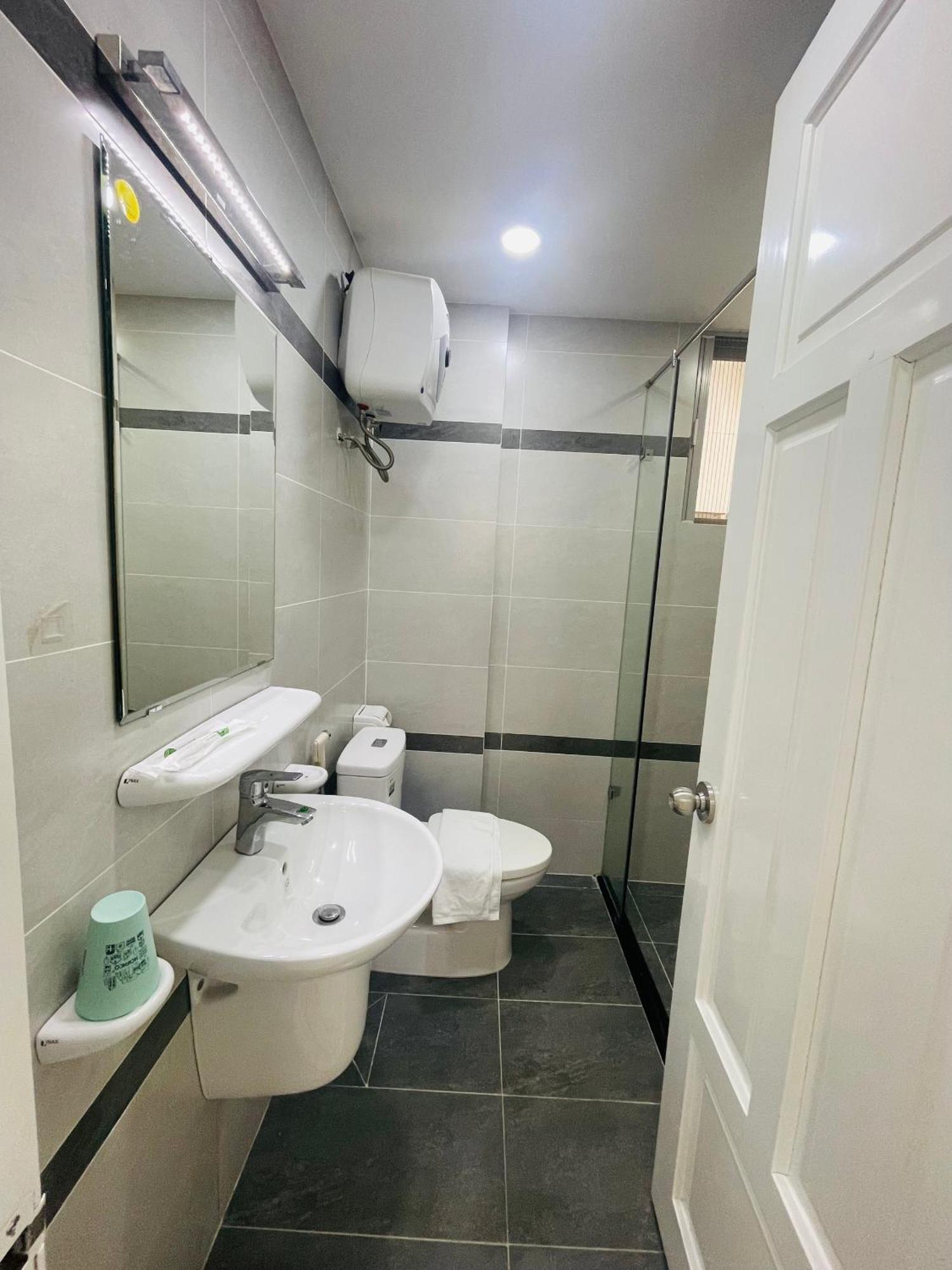 Secc Luxury 2-Br Apartment, Scenic Valley, Saigon Exhibition And Convention Center, Fv Hospital, Phu My Hung District 7 胡志明市 外观 照片