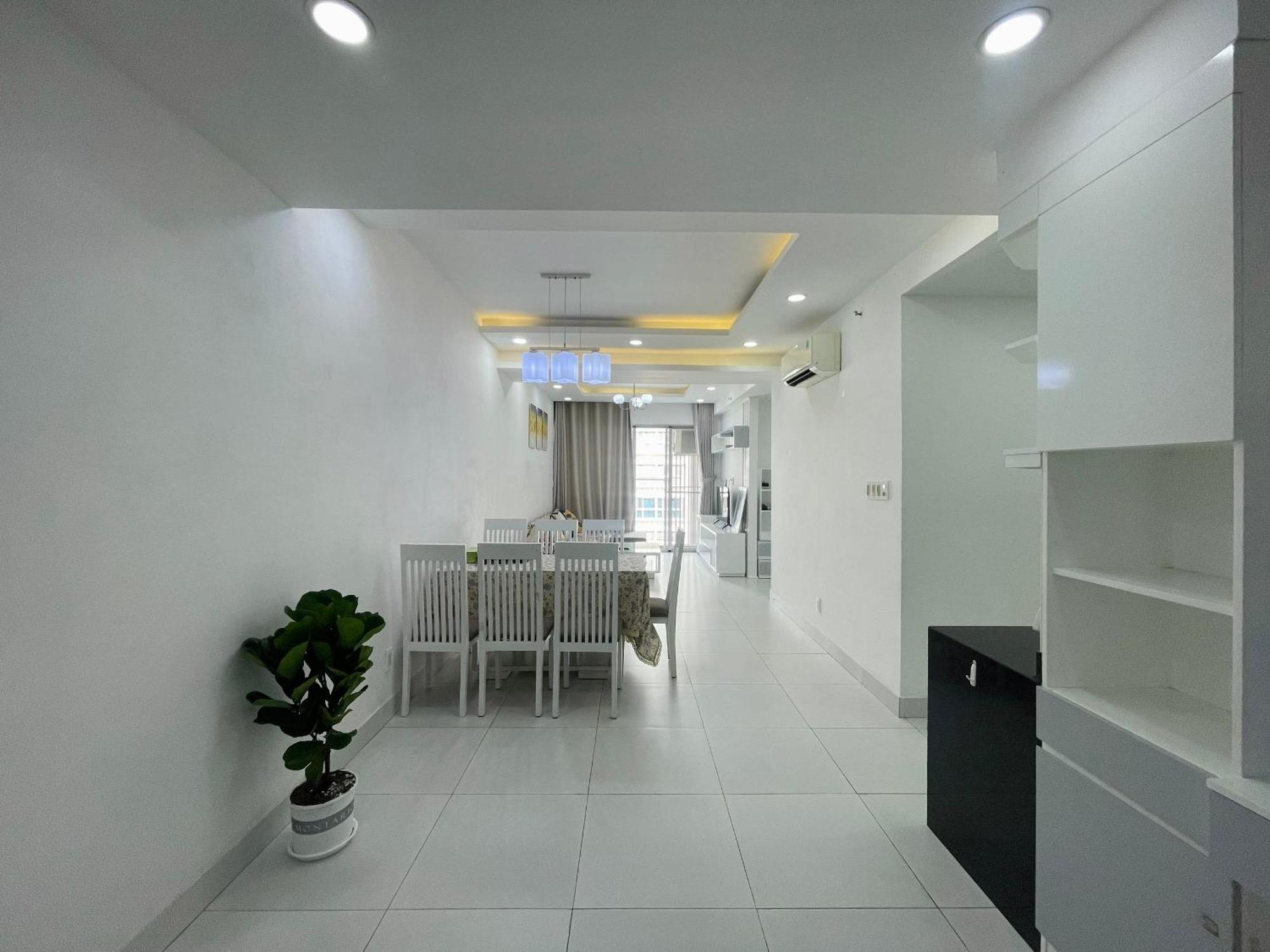 Secc Luxury 2-Br Apartment, Scenic Valley, Saigon Exhibition And Convention Center, Fv Hospital, Phu My Hung District 7 胡志明市 外观 照片