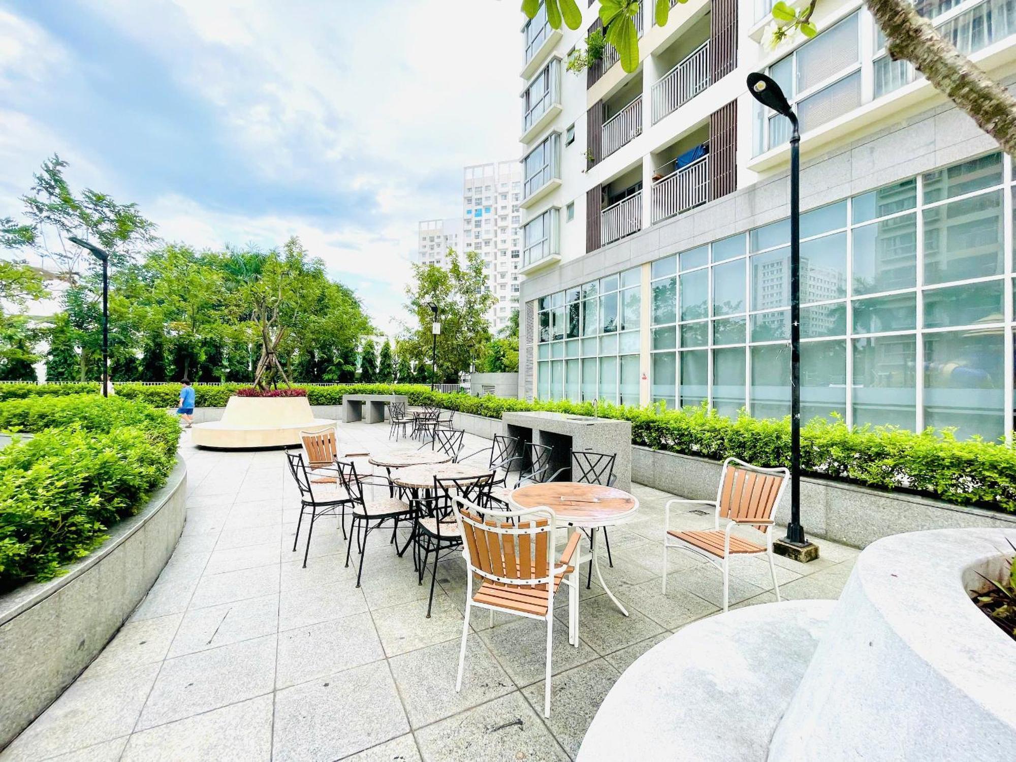 Secc Luxury 2-Br Apartment, Scenic Valley, Saigon Exhibition And Convention Center, Fv Hospital, Phu My Hung District 7 胡志明市 外观 照片