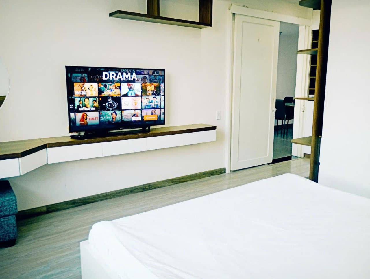 Secc Luxury 2-Br Apartment, Scenic Valley, Saigon Exhibition And Convention Center, Fv Hospital, Phu My Hung District 7 胡志明市 外观 照片